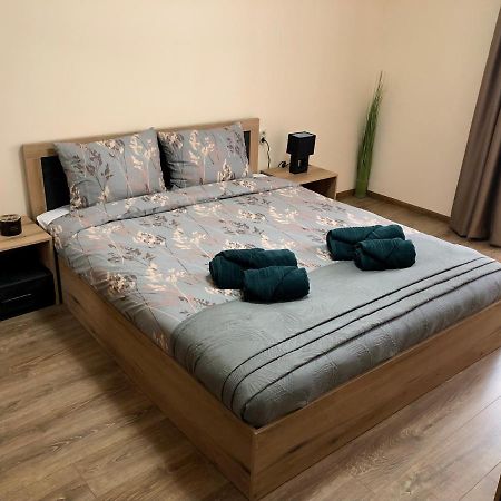 פזרג'יק Luxury Apartment 1 Free Underground Parking מראה חיצוני תמונה